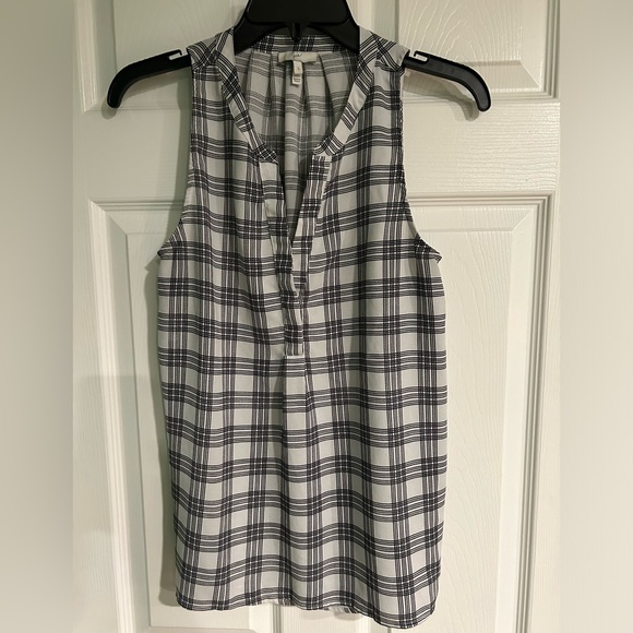 Joie Aruna Checkered
Sleeveless Gingham Blouse Size Small - Picture 3 of 8